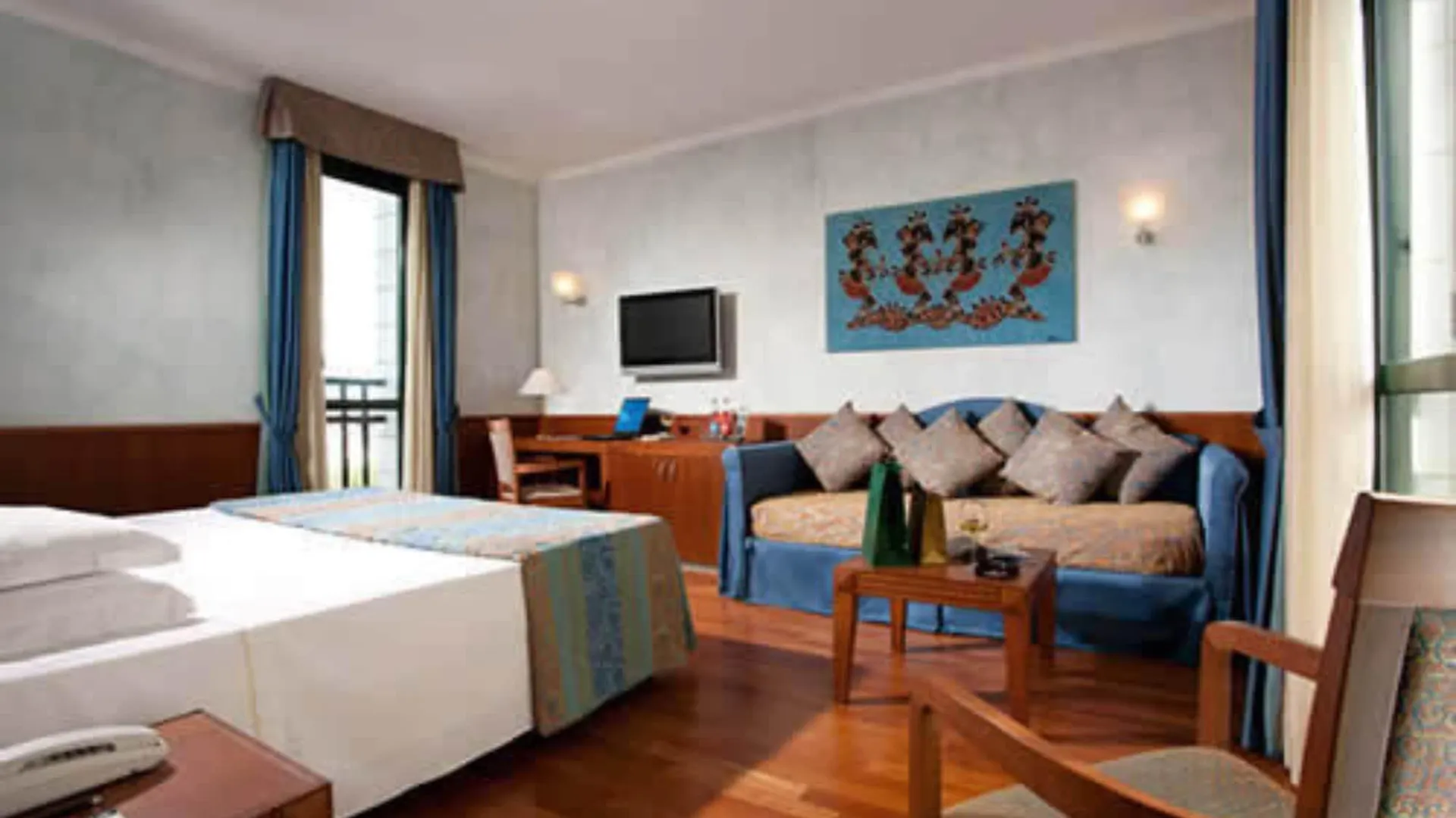 Hotel Raffaello Милан 4*,