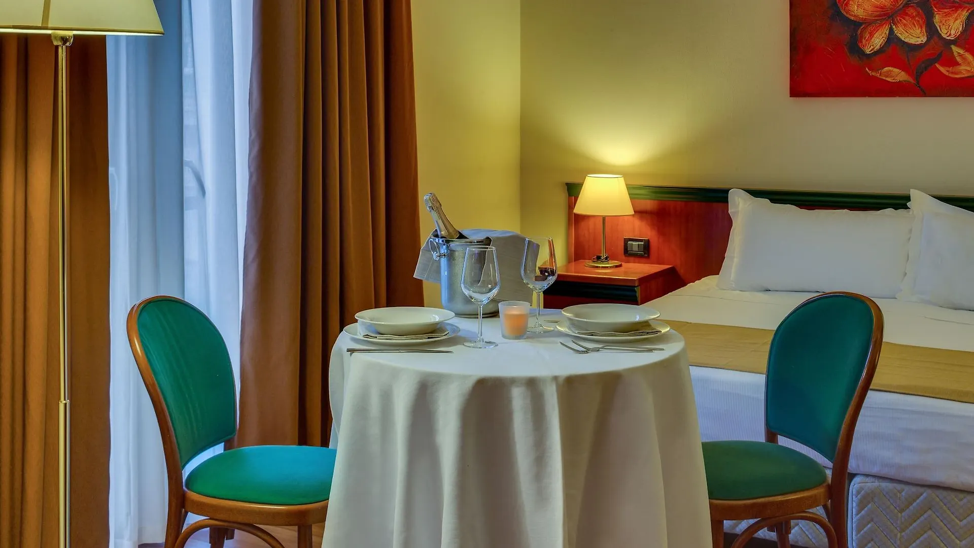 Hotel Raffaello Милан 4*,