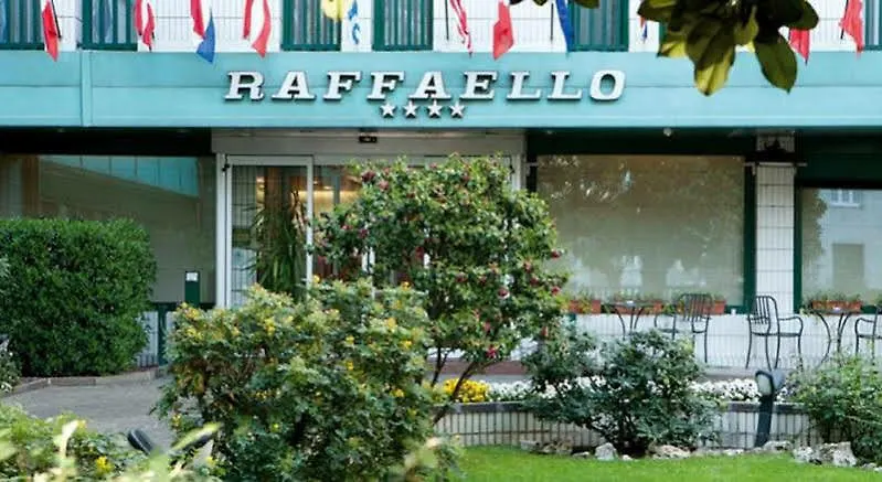 Hotel Raffaello Милан